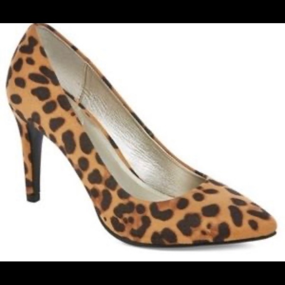 a.n.a Shoes - 💋 A.n.a Leopard print pump final price